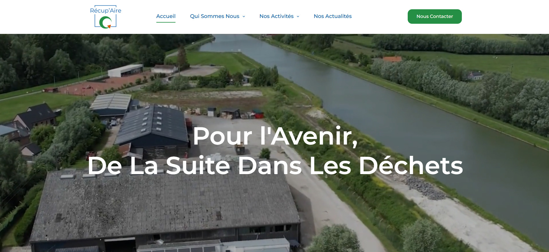 une impression d'écran de la page d'accueil du site recupaire.fr